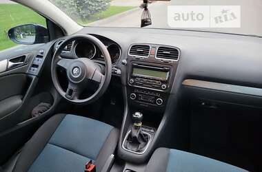 Хэтчбек Volkswagen Golf 2011 в Виннице