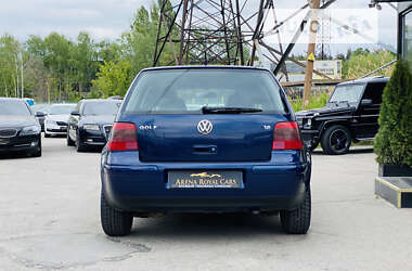 Хэтчбек Volkswagen Golf 2001 в Харькове