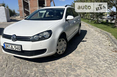 Универсал Volkswagen Golf 2010 в Львове