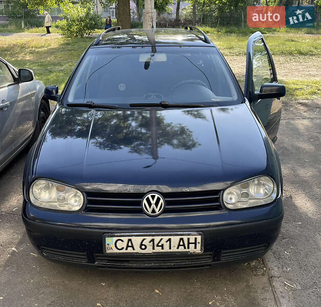 Универсал Volkswagen Golf 2002 в Киеве фото Универсал Volkswagen Golf 2002 в Киеве