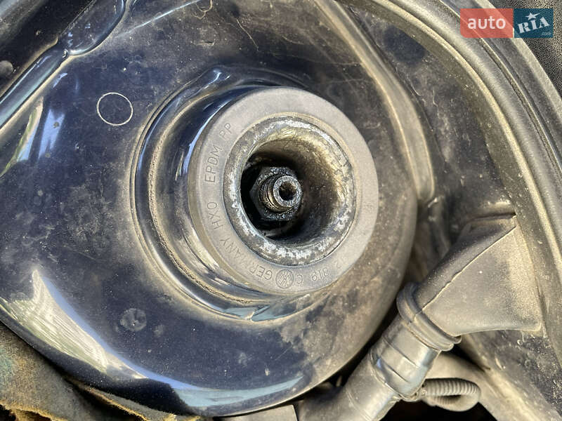 Универсал Volkswagen Golf 2002 в Киеве фото 14 Универсал Volkswagen Golf 2002 в Киеве