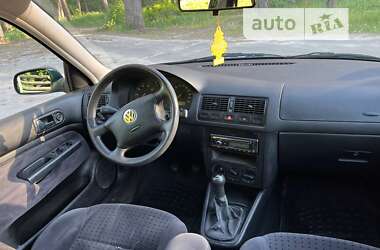 Хэтчбек Volkswagen Golf 1998 в Василькове