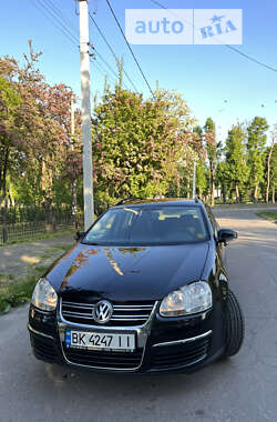 Универсал Volkswagen Golf 2008 в Здолбунове