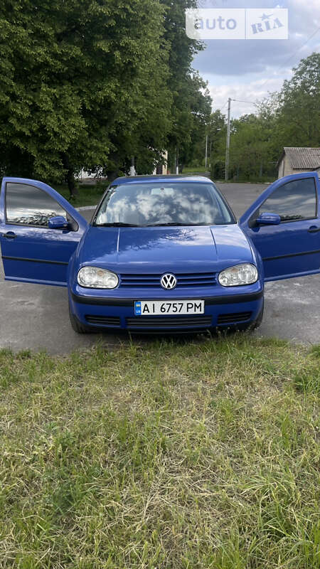 Volkswagen Golf 2000