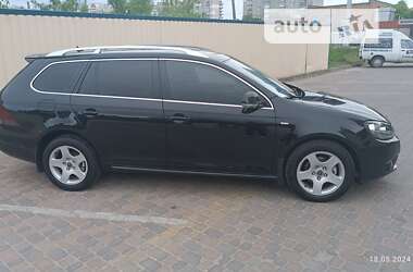 Универсал Volkswagen Golf 2010 в Хмельницком