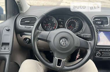 Хетчбек Volkswagen Golf 2009 в Миколаєві