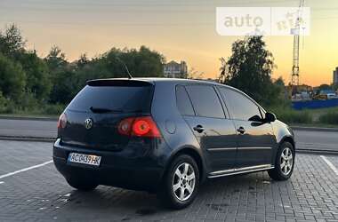 Хэтчбек Volkswagen Golf 2008 в Ковеле