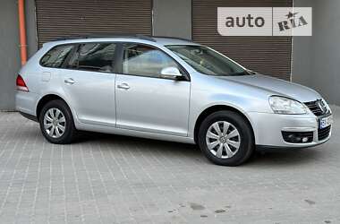 Універсал Volkswagen Golf 2009 в Хмельницькому