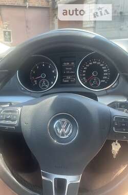 Универсал Volkswagen Golf 2011 в Чернигове