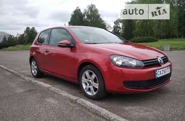 Хэтчбек Volkswagen Golf 2009 в Чигирине