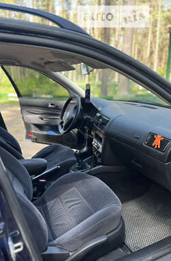 Универсал Volkswagen Golf 2000 в 