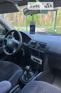 Универсал Volkswagen Golf 2000 в 