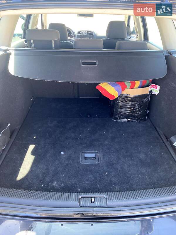 Универсал Volkswagen Golf 2011 в Полтаве