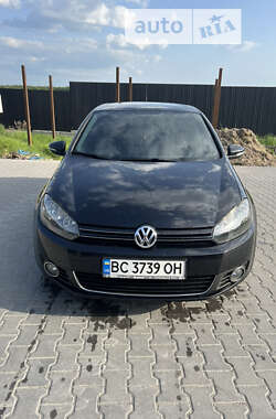 Хэтчбек Volkswagen Golf 2009 в Львове