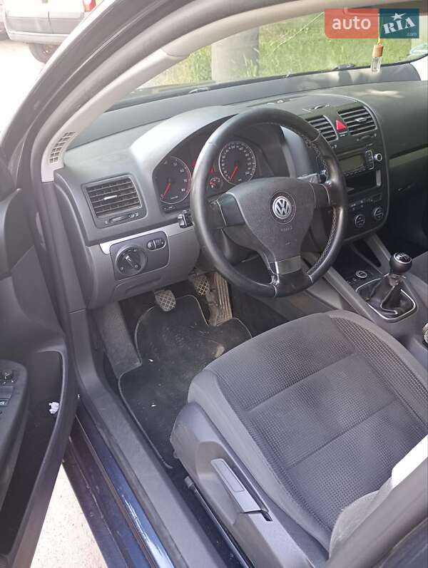 Универсал Volkswagen Golf 2008 в Котельве