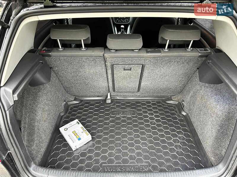 Хэтчбек Volkswagen Golf 2007 в Любешове