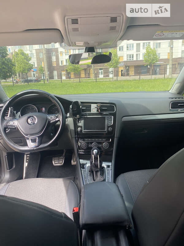 Універсал Volkswagen Golf 2017 в Чернігові фото 13 Універсал Volkswagen Golf 2017 в Чернігові