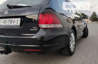 Універсал Volkswagen Golf 2010 в Стрию