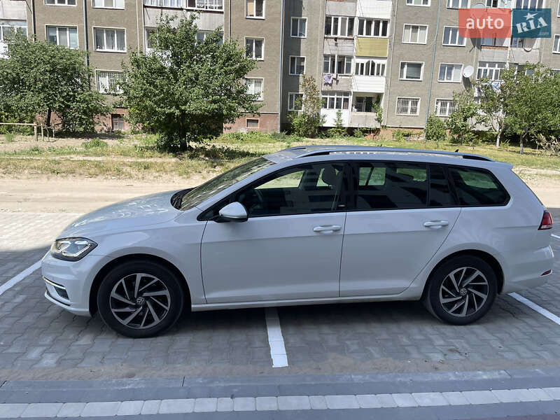 Универсал Volkswagen Golf 2017 в Ковеле