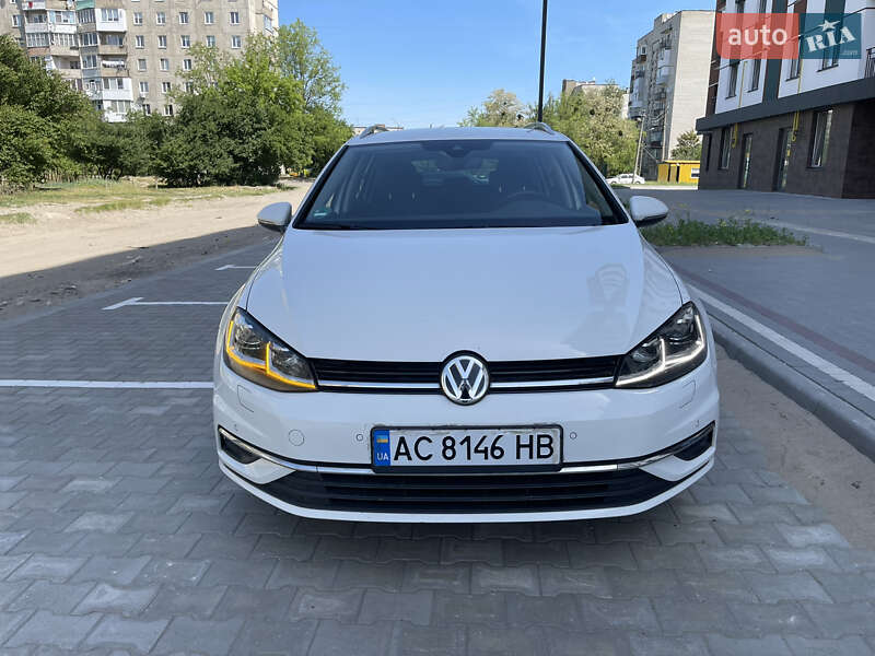 Универсал Volkswagen Golf 2017 в Ковеле