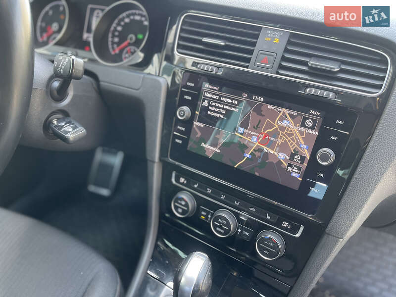 Универсал Volkswagen Golf 2017 в Ковеле