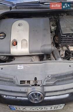 Хэтчбек Volkswagen Golf 2004 в Славуте
