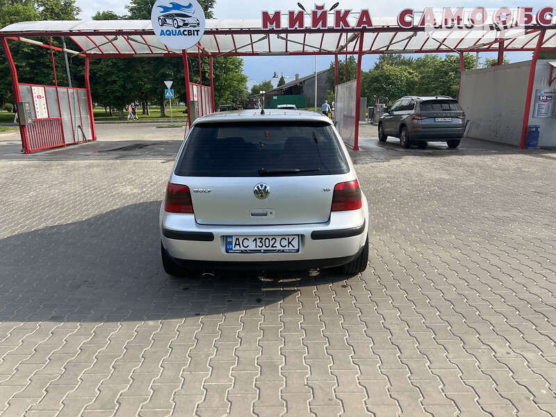 Хэтчбек Volkswagen Golf 2000 в Луцке