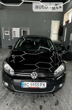 Хетчбек Volkswagen Golf 2009 в Львові