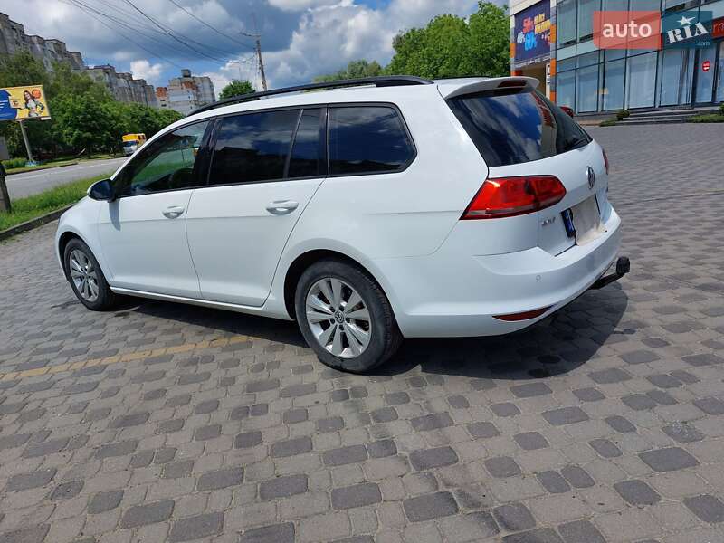 Универсал Volkswagen Golf 2016 в Хмельницком