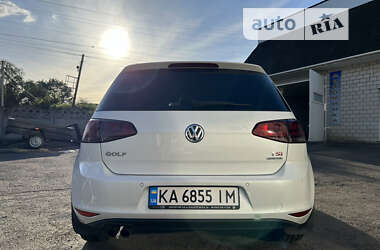 Хэтчбек Volkswagen Golf 2013 в Тростянце