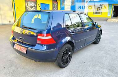 Хетчбек Volkswagen Golf 2003 в Запоріжжі