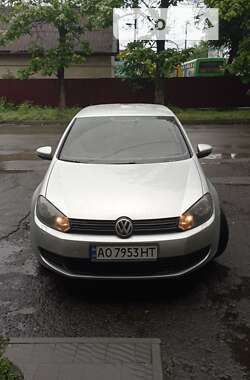 Хэтчбек Volkswagen Golf 2008 в Ужгороде