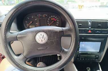 Хетчбек Volkswagen Golf 1998 в Чернівцях