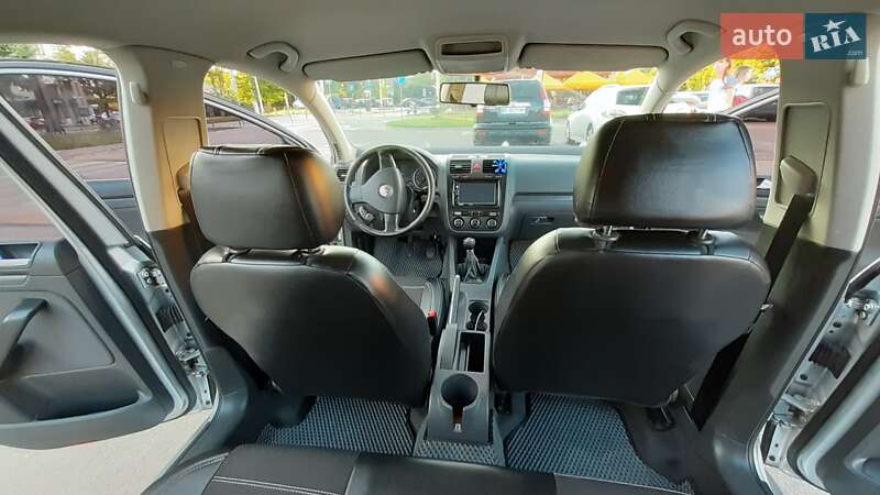 Хетчбек Volkswagen Golf 2005 в Кам'янець-Подільському