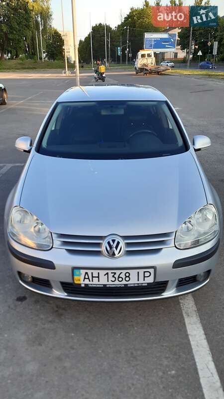 Хетчбек Volkswagen Golf 2005 в Кам'янець-Подільському