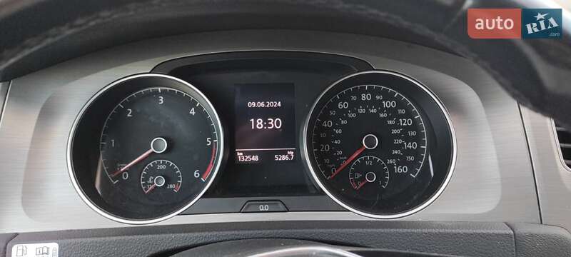 Універсал Volkswagen Golf 2015 в Полтаві