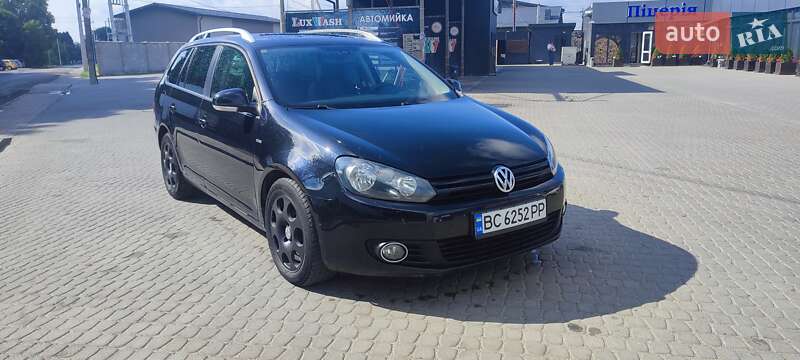 Універсал Volkswagen Golf 2013 в Новому Яричеві