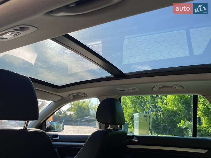 Универсал Volkswagen Golf 2009 в Здолбунове