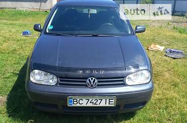 Хетчбек Volkswagen Golf 2001 в Червонограді