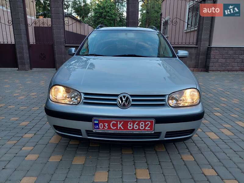 Универсал Volkswagen Golf 2002 в Одессе
