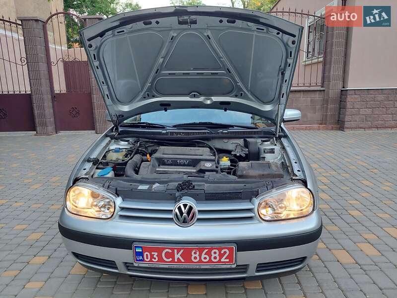 Универсал Volkswagen Golf 2002 в Одессе