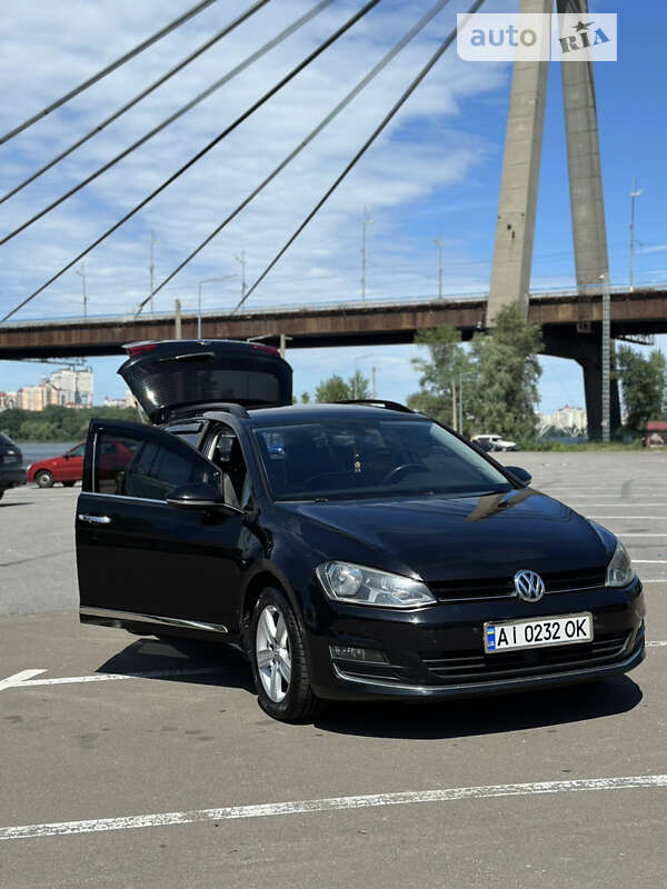Універсал Volkswagen Golf 2014 в Києві