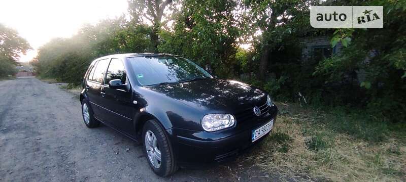Volkswagen Golf 2001