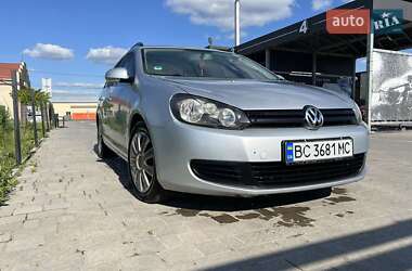 Универсал Volkswagen Golf 2010 в 