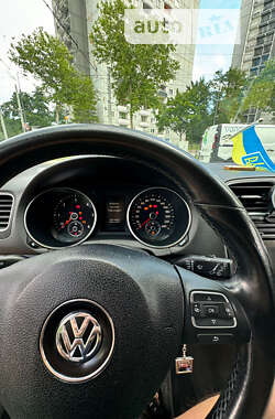 Универсал Volkswagen Golf 2011 в Житомире