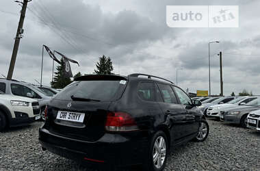 Універсал Volkswagen Golf 2013 в Стрию