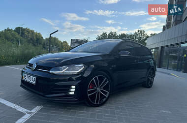 Универсал Volkswagen Golf 2018 в Виннице