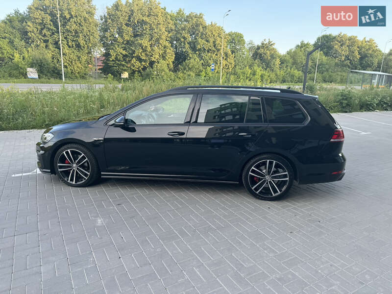 Универсал Volkswagen Golf 2018 в Виннице