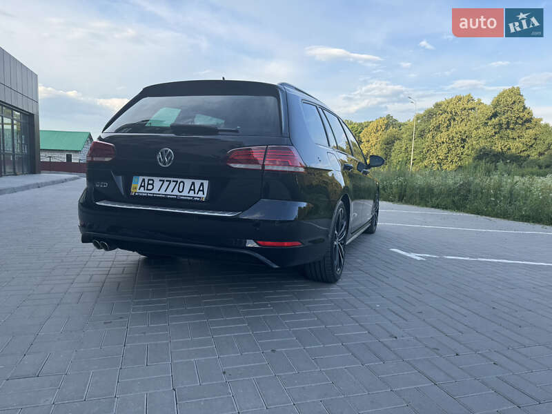 Универсал Volkswagen Golf 2018 в Виннице