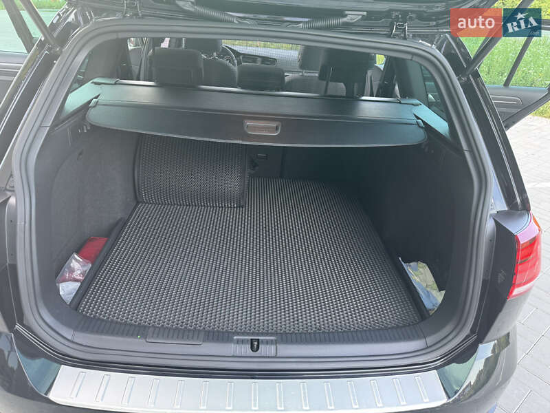 Универсал Volkswagen Golf 2018 в Виннице